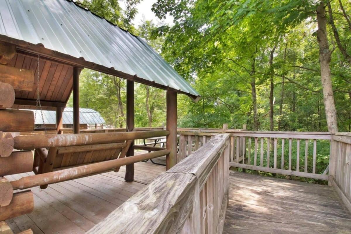 Rustic Cabin With Pool Access Bloomington Luaran gambar